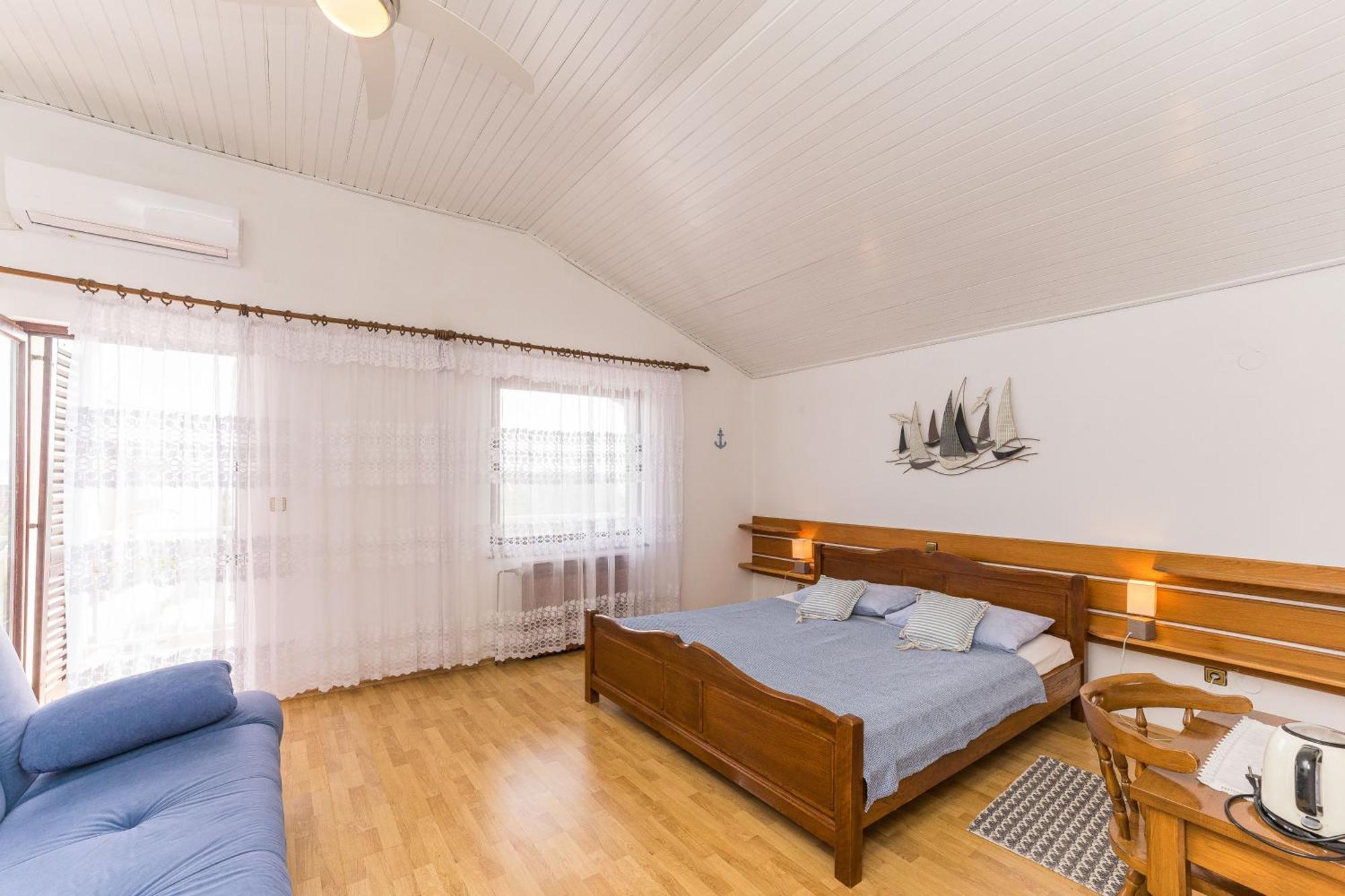 Villa Lukas Sukošan Rom bilde